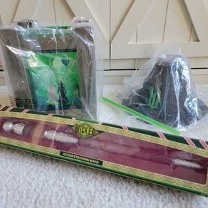 NWT Wicked Lantern Popcorn Container + Witch Hat Cup + Glinda's Training Wand